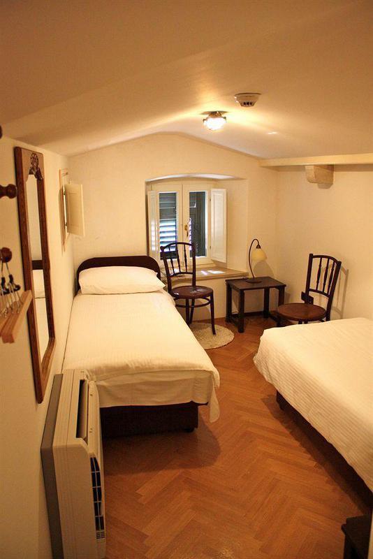 Celenga With Free Offsite Parking *