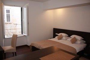 Celenga With Free Offsite Parking Apartment *